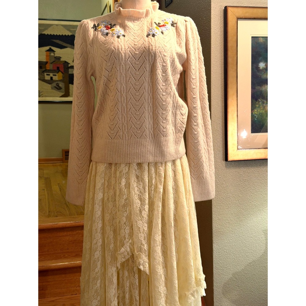 NWT Sundance Long Sleeved Pullover Sweater Embroidered Ruffle Collar Womens Sz L